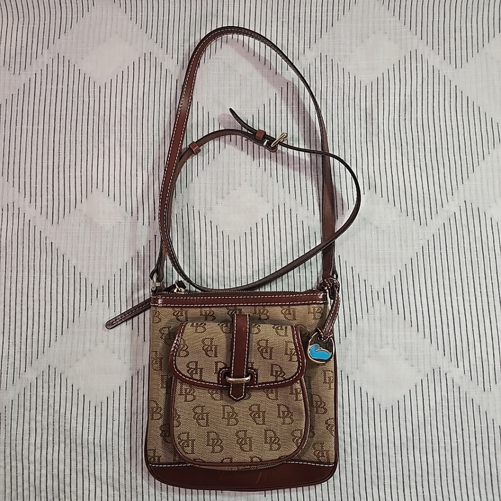 Dooney Bourke Vintage Logo Canvas Leather Small Zip Crossbody Purse